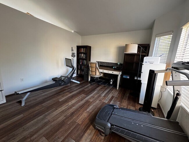 Building Photo - 3700 Mt Lassen Ave