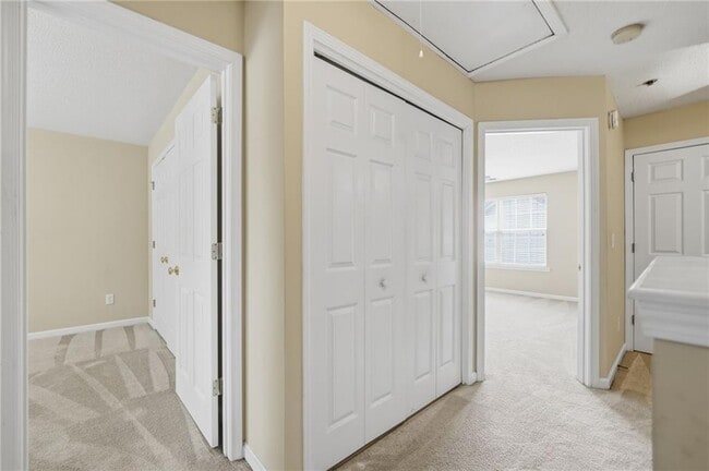 Building Photo - 247 Cottonwood Creek Cir