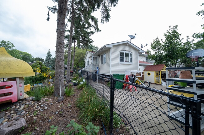 Building Photo - 5180 142nd Path W