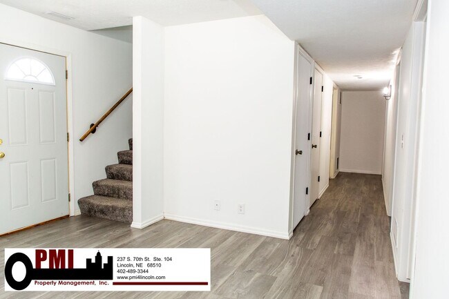 Building Photo - 2929 N 49th St