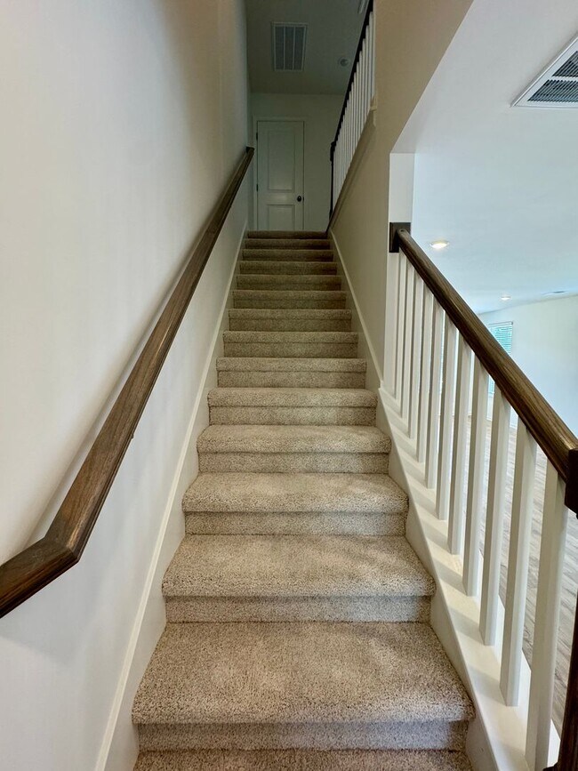 Building Photo - #brandnew, #garage, #3bedsuitesw/private b...