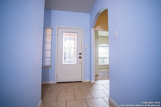 Building Photo - 7715 Watersedge Cove