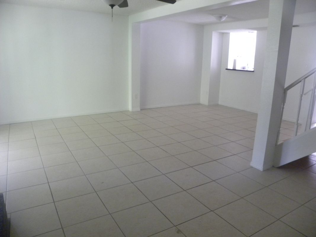 Building Photo - 4966 Sanoma Village