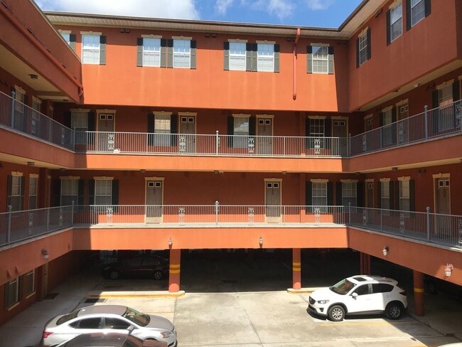 Building Photo - Jackson Square - 2 Bedroom, 2 Bathroom Condo