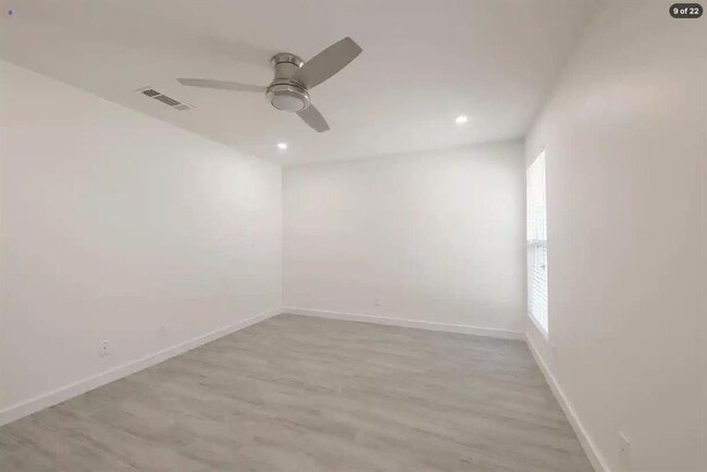 Building Photo - 303 Fantail Loop