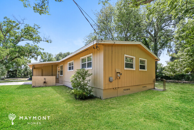 Building Photo - Charming 3-Bedroom Home Near Downtown Jack...