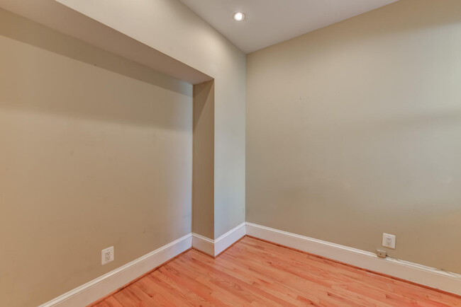 Den/Office/3rd bedroom - 2240 12th Street Northwest