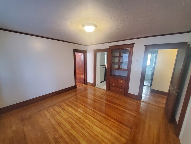 Building Photo - 107 Thomas Burgin Pkwy