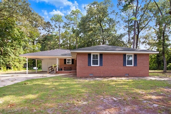 Primary Photo - 3 BR, 1.5 BA Brick Ranch in Goldsboro