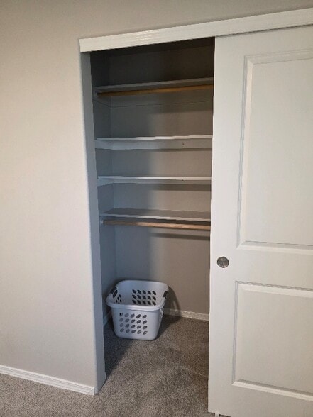 Building Photo - 600 Van Wy