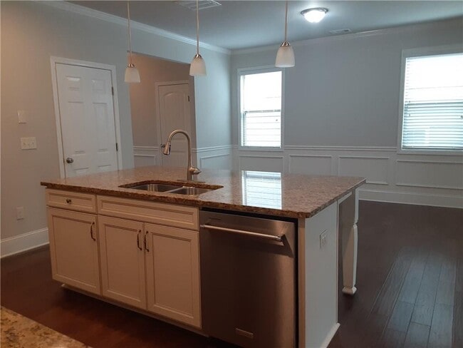 Building Photo - 6512 Crosscreek Ln