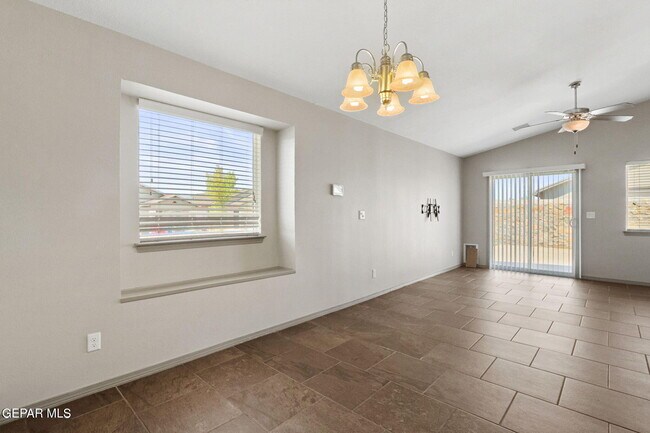 Building Photo - 4828 Guillermo Espinoza St