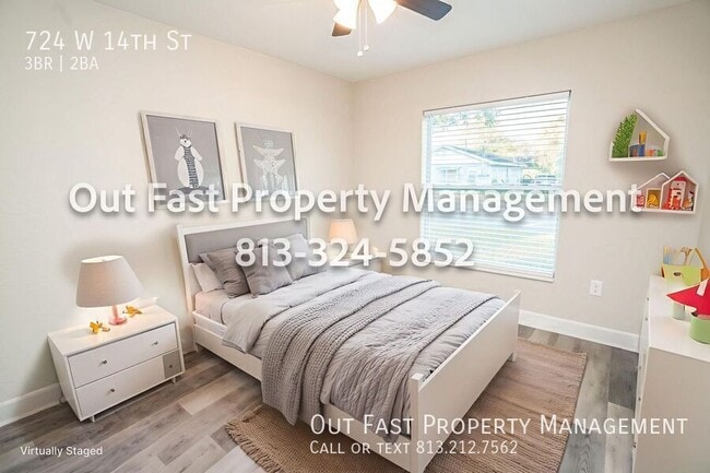 Building Photo - 724 W 14th St