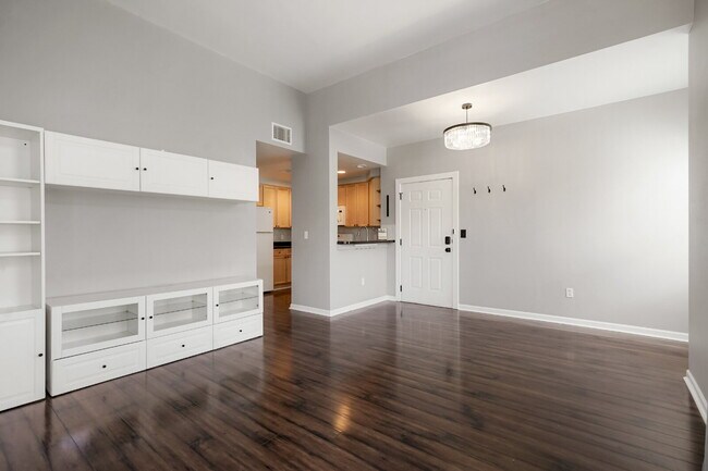 Building Photo - Starter 2 Bedroom with Dedicated Parking Space