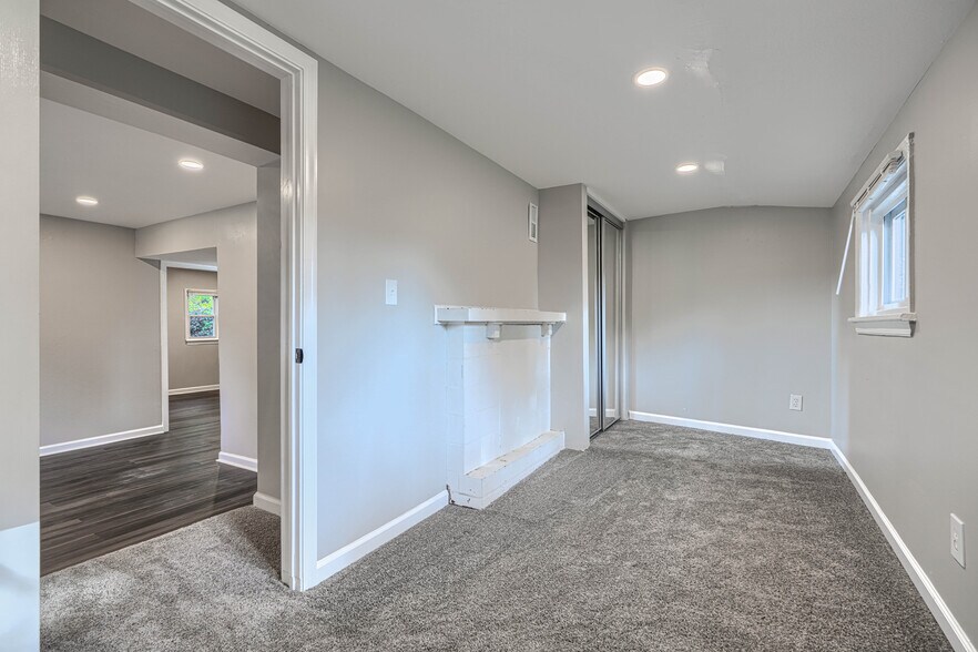 Building Photo - 3330 Offutt Rd