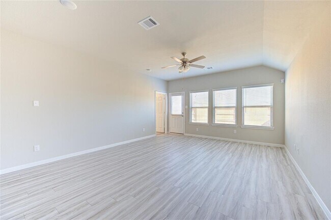 Building Photo - 430 Aurora Creek Ln