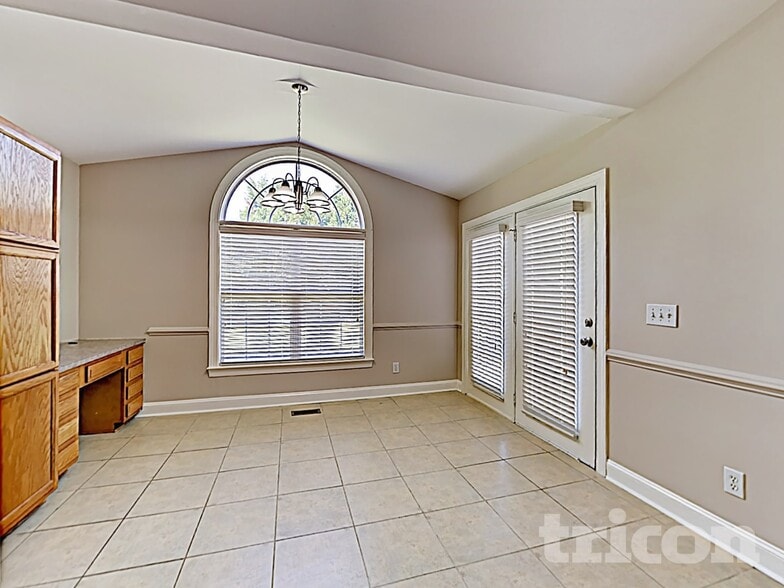 Building Photo - 4620 Amberdeen Ct