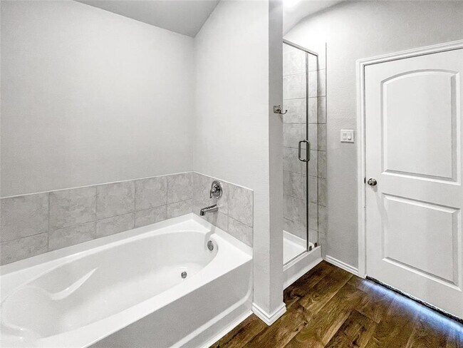 Building Photo - 5906 Warm Bungalow Ln