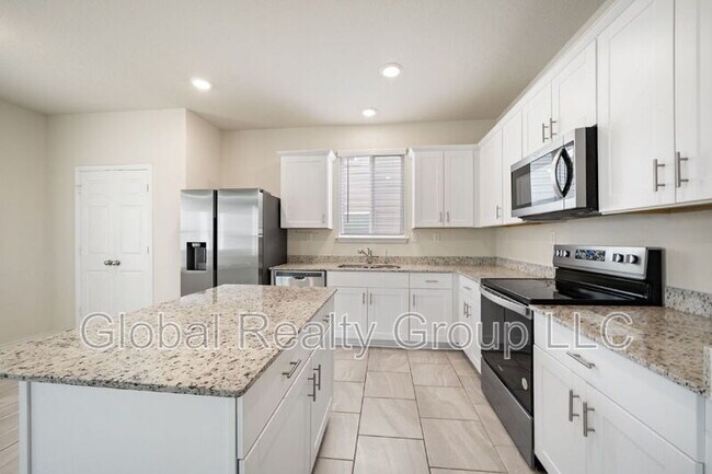 Building Photo - 10318 Lady Bird