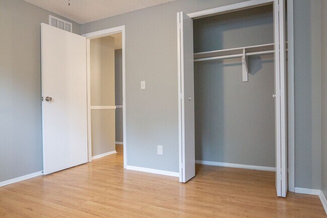 Building Photo - 3125 Tromley Ct