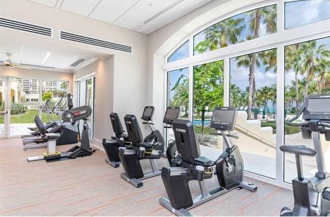 Building Photo - 781 Crandon Blvd