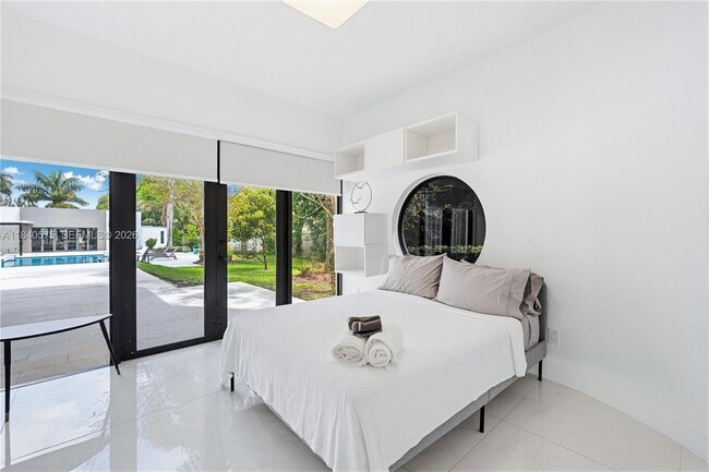 Building Photo - 14401 SW 63rd St