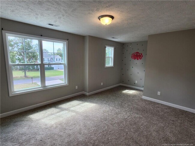 Building Photo - 111 Clearwater Harbor