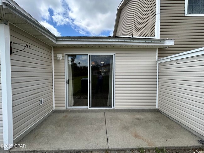 Building Photo - 3110 Meadow St