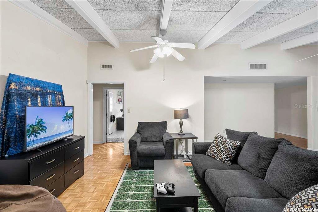 Building Photo - 3028 NW 2nd Ave