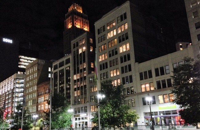 Building Photo - 1247 Woodward Ave
