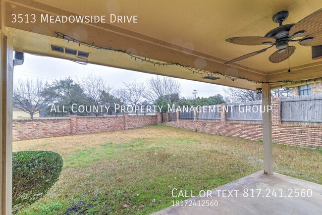 Building Photo - 3513 Meadowside Dr