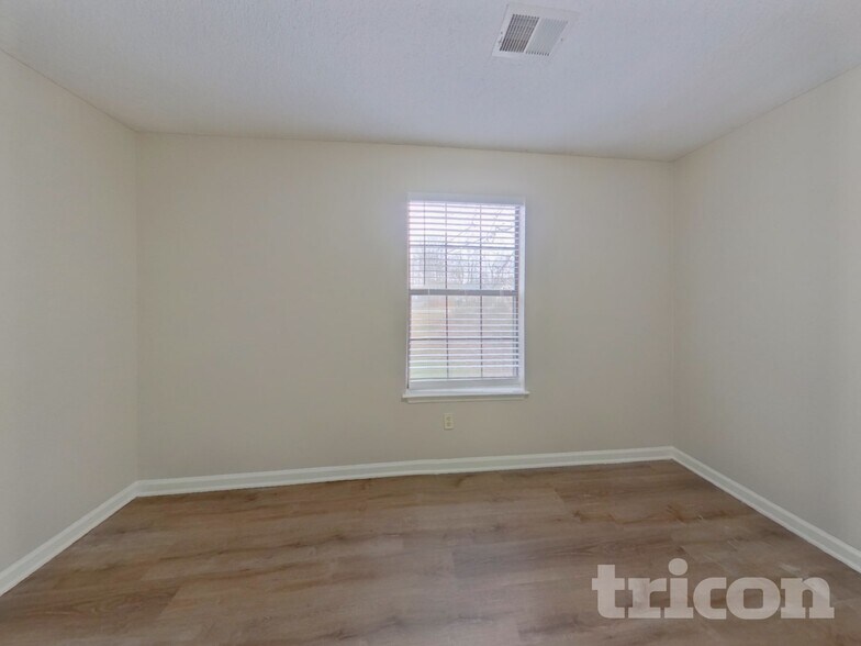 Building Photo - 80 Ridgewood Trail