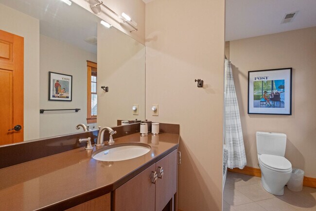 Building Photo - 20 Yellow Birch Cir