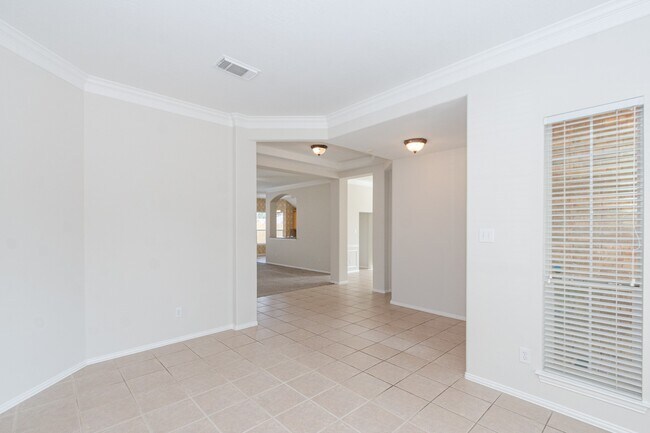 Building Photo - 4319 Dow Way