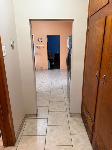 Building Photo - 4211 60th St