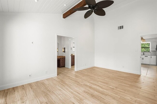 Building Photo - 2404 Coral Ridge Cir