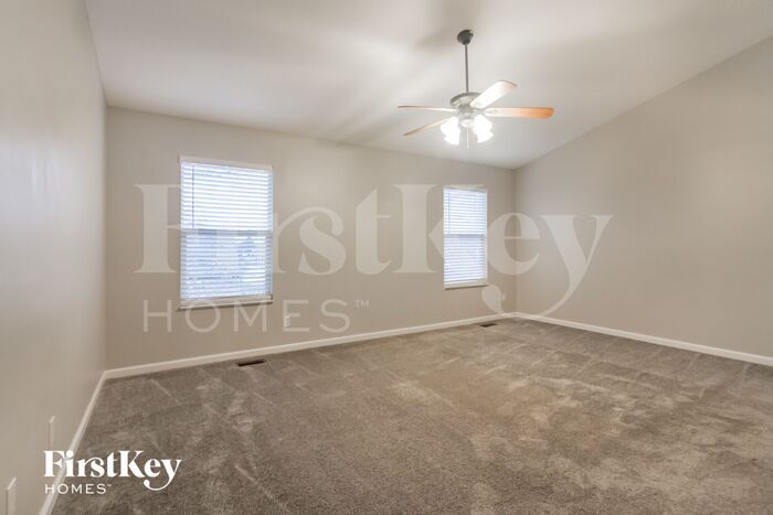 Building Photo - 757 Kingston Cir