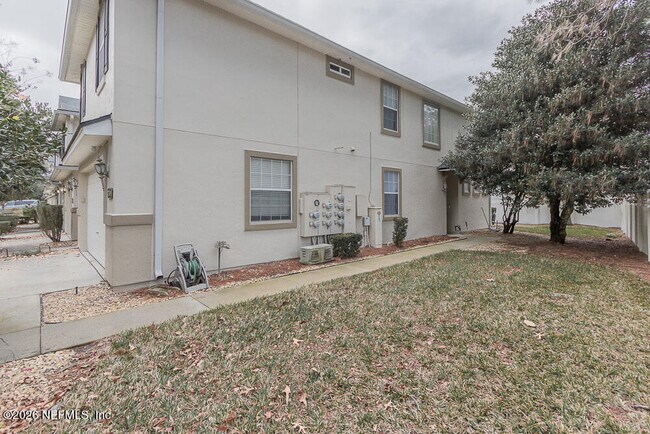 Building Photo - 3730 Creswick Cir