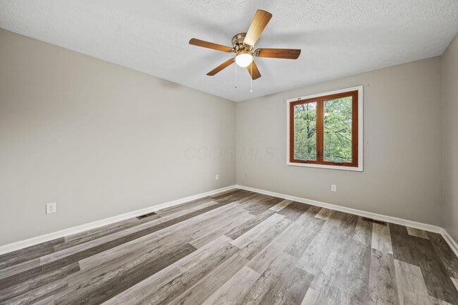 Building Photo - 1094 Farrington Dr