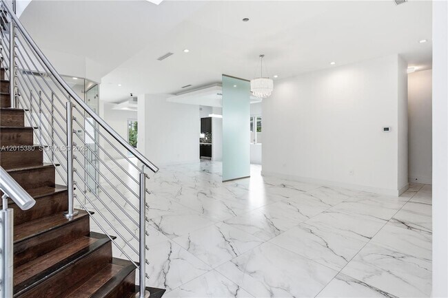 Building Photo - 8221 NW 34th St