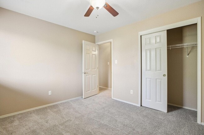 Building Photo - 1132 Pine Portage Loop