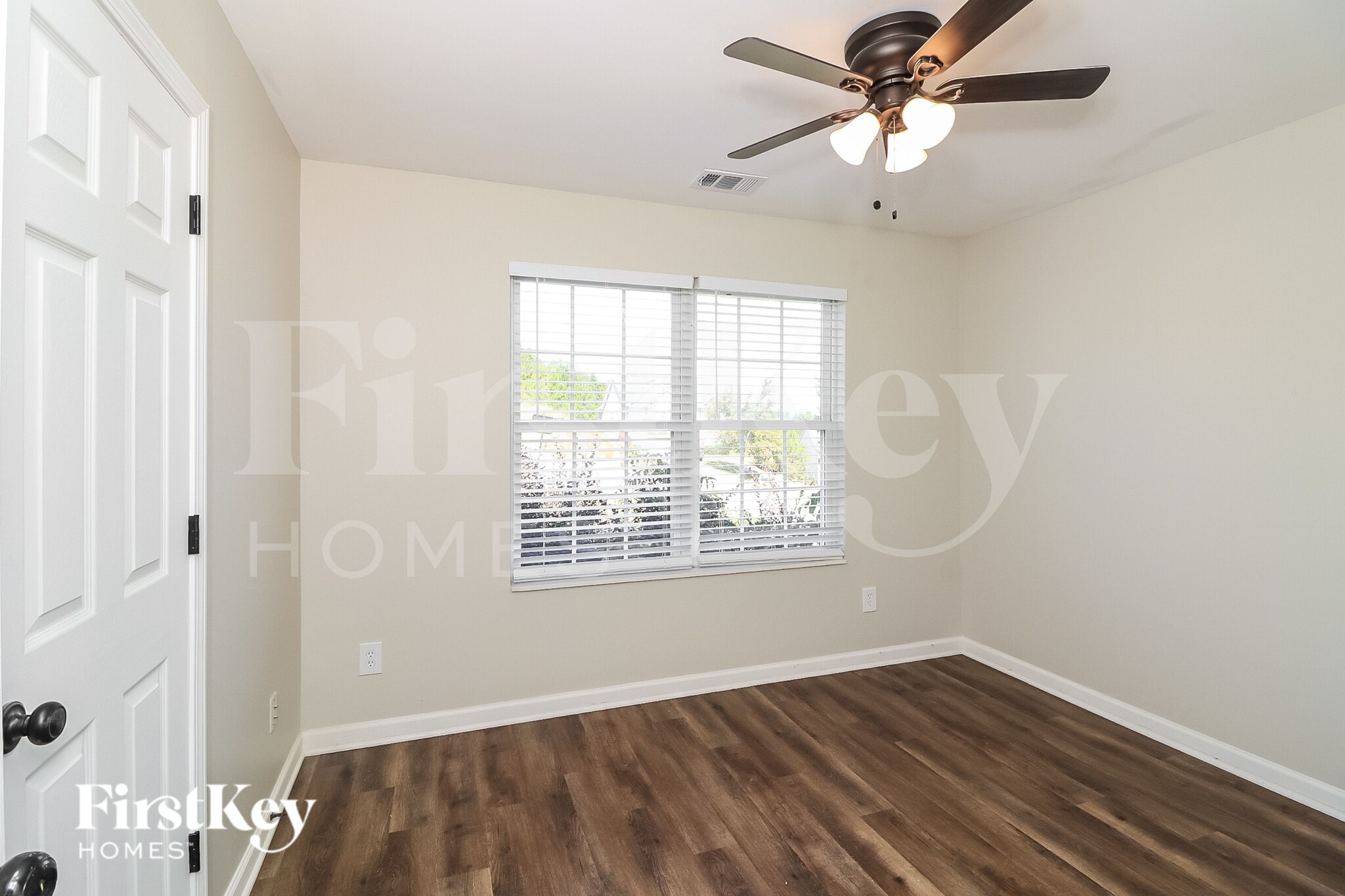 Building Photo - 173 Elderberry Point