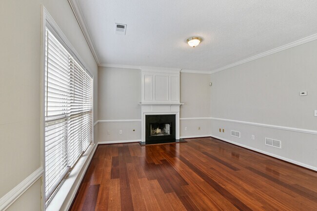 Building Photo - 2655 Traywick Chase
