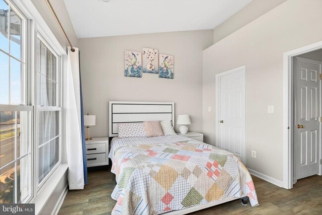 Building Photo - 25065 Riding Center Dr