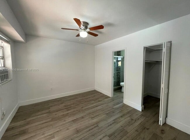 Building Photo - 1810 SW 33rd Ave