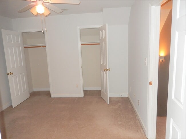 Building Photo - 6610 Lipscomb Dr