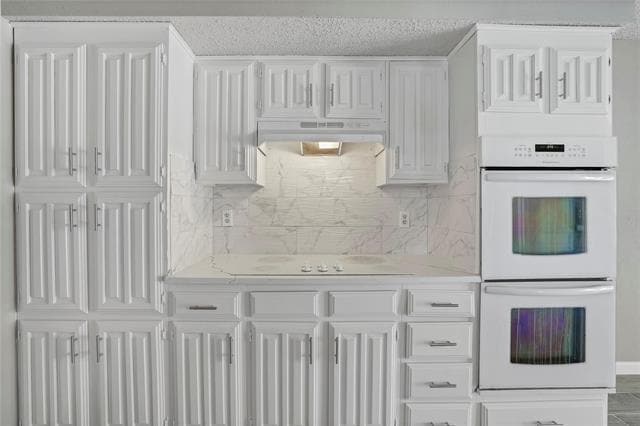 Building Photo - 9724 Summerwood Cir