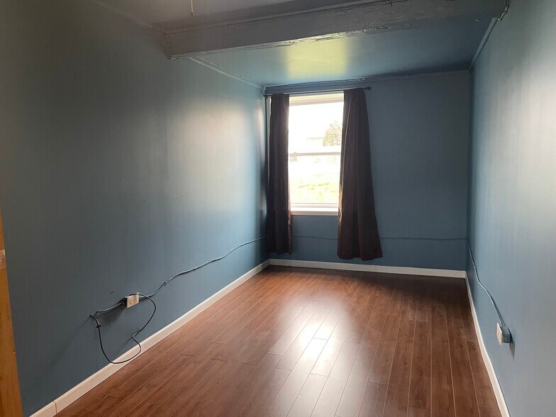 Building Photo - 1248 E Philadelphia Ave