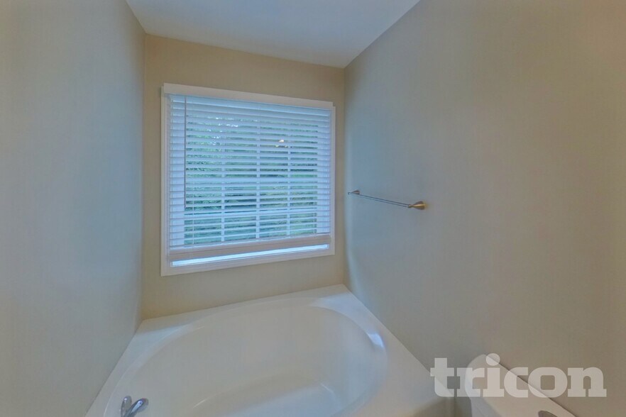 Building Photo - 157 Millwheel Dr