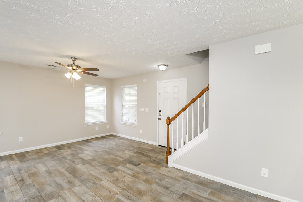 Building Photo - 203 Swanee Ln